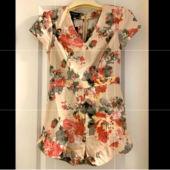 BNWT Bebe Floral Romper